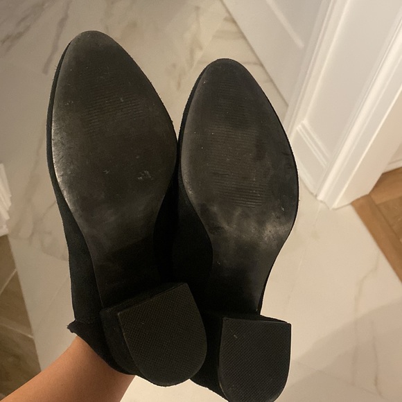 Steve Madden “rookie” black suede boots. - Picture 6 of 6